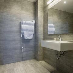 Urbihop Hotel Вильнюс ванная