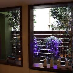 Отель Elegant And Cozy Central Apt • 5' To Athens Metro St Афины балкон