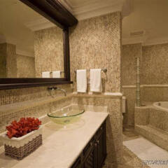 Отель Aquamarina Luxury Residences ванная