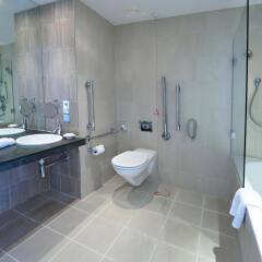 Отель Hilton Manchester Deansgate Манчестер ванная