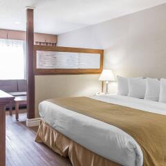 Отель Quality Inn & Suites & Conference Centre Канада, Гатино - отзывы, цены и фото номеров - забронировать отель Quality Inn & Suites & Conference Centre онлайн комната для гостей