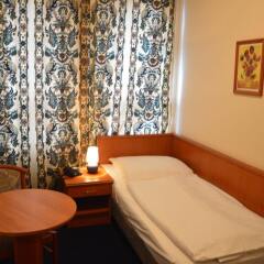 Hotel Mercedes/Centrum комната для гостей
