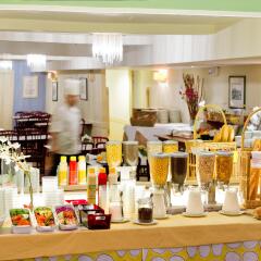Отель Century Hotel Antwerpen Бельгия, Антверпен - - забронировать отель Century Hotel Antwerpen, цены и фото номеров гостиничный бар