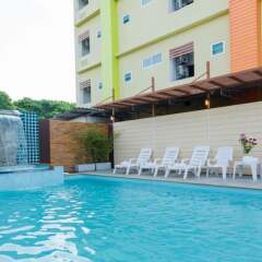 Отель Bypass Hotel Phuket Таиланд, Пхукет - отзывы, цены и фото номеров - забронировать отель Bypass Hotel Phuket онлайн бассейн фото 2
