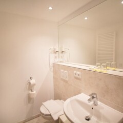 Das Kleine Hotel In Munchen Мюнхен ванная фото 2