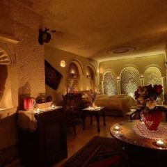 Safran Cave Hotel Турция, Гёреме - отзывы, цены и фото номеров - забронировать отель Safran Cave Hotel онлайн гостиничный бар