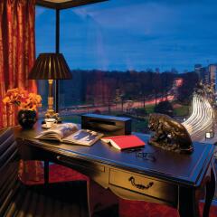 Four Seasons Hotel London at Park Lane балкон