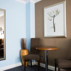 The New London Carlton Hotel удобства в номере