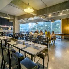 Отель Bangkok Cha-Da Hotel Таиланд, Бангкок - отзывы, цены и фото номеров - забронировать отель Bangkok Cha-Da Hotel онлайн питание фото 3