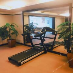 Отель City Inn Beijing Happy Valley фитнесс-зал фото 2