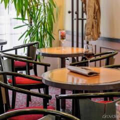 Отель MEININGER Hotel Leipzig Hauptbahnhof Германия, Лейпциг - 2 отзыва об отеле, цены и фото номеров - забронировать отель MEININGER Hotel Leipzig Hauptbahnhof онлайн питание