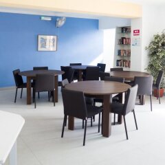 Mavina Hotel and Apartments питание