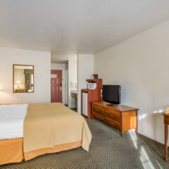 Quality Inn in Tulare, United States of America from 105$, photos, reviews - zenhotels.com room amenities photo 2