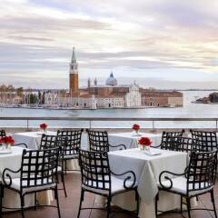 Отель Danieli, a Luxury Collection Hotel, Venice Италия, Венеция - 4 отзыва об отеле, цены и фото номеров - забронировать отель Danieli, a Luxury Collection Hotel, Venice онлайн балкон