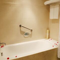 Jianguo Hotel Guangzhou Гуанчжоу ванная