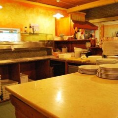 Отель Albergo Ristorante La Rocca Ронкаде гостиничный бар