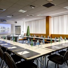 Отель Hôtel Axotel Lyon Perrache Франция, Лион - 3 отзыва об отеле, цены и фото номеров - забронировать отель Hôtel Axotel Lyon Perrache онлайн помещение для мероприятий фото 2