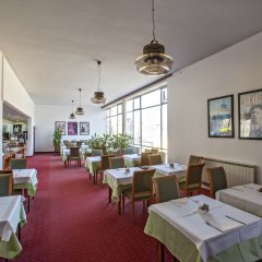 Hotel Zagreb in Zagreb, Croatia from 142$, photos, reviews - zenhotels.com meals