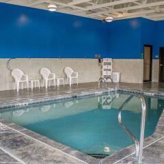 Отель Comfort Suites East Broad At 270 Колумбус бассейн