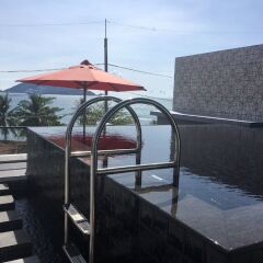 Sky Lantern Hotel городской автобус