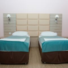Гостиница Altaroom в Домбае 1 отзыв об отеле, цены и фото номеров - забронировать гостиницу Altaroom онлайн Домбай комната для гостей фото 2