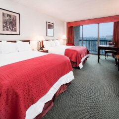 Отель Holiday Inn Rosslyn At Key Bridge с домашними животными