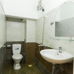 OYO 569 Z Hotel Далат ванная