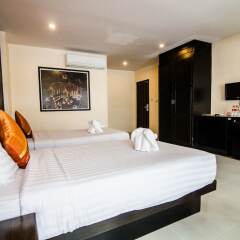 FunDee Boutique Hotel сейф в номере