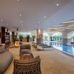 Отель Sherwood Suites бассейн фото 2