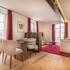 Отель Santa Justa 77 -Lisbon Luxury Apartments Португалия, Лиссабон - отзывы, цены и фото номеров - забронировать отель Santa Justa 77 -Lisbon Luxury Apartments онлайн комната для гостей фото 2