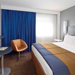 Отель Mercure Paris Massy Gare TGV комната для гостей