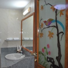 Отель Cochichos Resort Индия, Вагатор - отзывы, цены и фото номеров - забронировать отель Cochichos Resort онлайн ванная фото 2