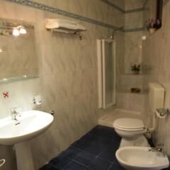 Hotel Nais Дуррес ванная фото 2