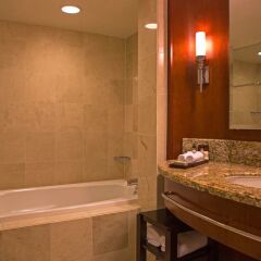 Отель Washington Marriott at Metro Center США, Вашингтон - отзывы, цены и фото номеров - забронировать отель Washington Marriott at Metro Center онлайн ванная
