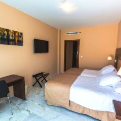 Hotel Abetos del Maestre Escuela удобства в номере