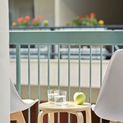 Отель Luxurious Spacious Apt next Hilton Area Греция, Афины - отзывы, цены и фото номеров - забронировать отель Luxurious Spacious Apt next Hilton Area онлайн балкон