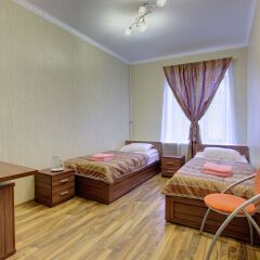 Гостиница РА на Кузнечном 19 в Санкт-Петербурге - забронировать гостиницу РА на Кузнечном 19, цены и фото номеров Санкт-Петербург комната для гостей фото 5