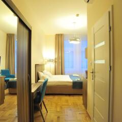 Отель Kosmopolita Rooms Польша, Краков - 1 отзыв об отеле, цены и фото номеров - забронировать отель Kosmopolita Rooms онлайн комната для гостей фото 4