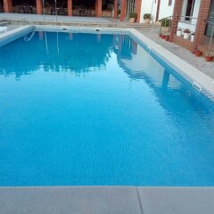 Отель Hostal Lleida бассейн фото 5