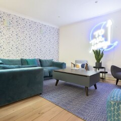 Отель Incredible 4 bedroom family home with roof terrace in Kensington интерьер отеля