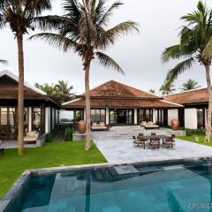 Отель Four Seasons Resort The Nam Hai, Hoi An, Vietnam бассейн фото 3