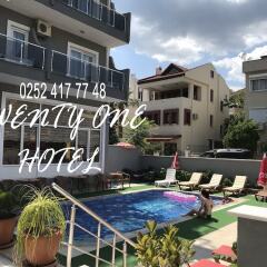 Twenty One Hotel