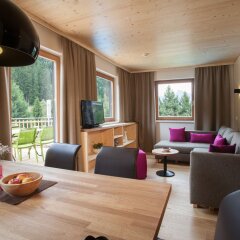Отель Hells Ferienresort Zillertal Австрия, Фюген - отзывы, цены и фото номеров - забронировать отель Hells Ferienresort Zillertal онлайн комната для гостей фото 4