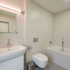 Отель D22 Luxury Apartments Old Town Чехия, Прага - отзывы, цены и фото номеров - забронировать отель D22 Luxury Apartments Old Town онлайн ванная