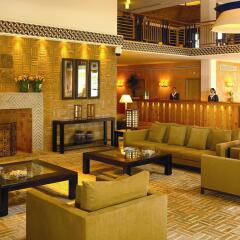 Отель Grande Real Santa Eulalia Resort & Spa Португалия, Албуфейра - 1 отзыв об отеле, цены и фото номеров - забронировать отель Grande Real Santa Eulalia Resort & Spa онлайн интерьер отеля