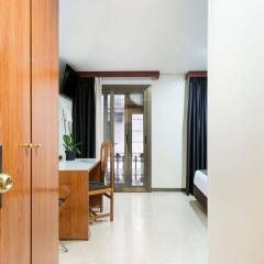 Отель Condal Hotel Испания, Барселона - 8 отзывов об отеле, цены и фото номеров - забронировать отель Condal Hotel онлайн удобства в номере