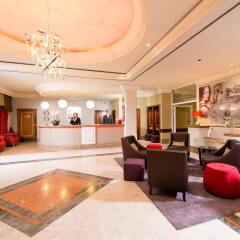 Leonardo Hotel Düsseldorf City Center интерьер отеля