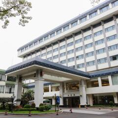 Guangdong Yingbin Hotel парковка