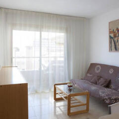 Отель Suite Apartments Arquus Испания, Салоу - отзывы, цены и фото номеров - забронировать отель Suite Apartments Arquus онлайн комната для гостей фото 2