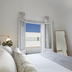 Отель Tramonto Private Villa Греция, Остров Санторини - отзывы, цены и фото номеров - забронировать отель Tramonto Private Villa онлайн комната для гостей фото 4